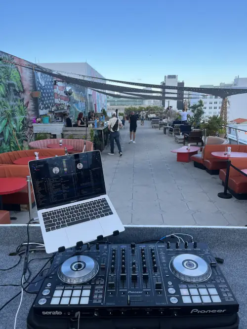 DJ AC